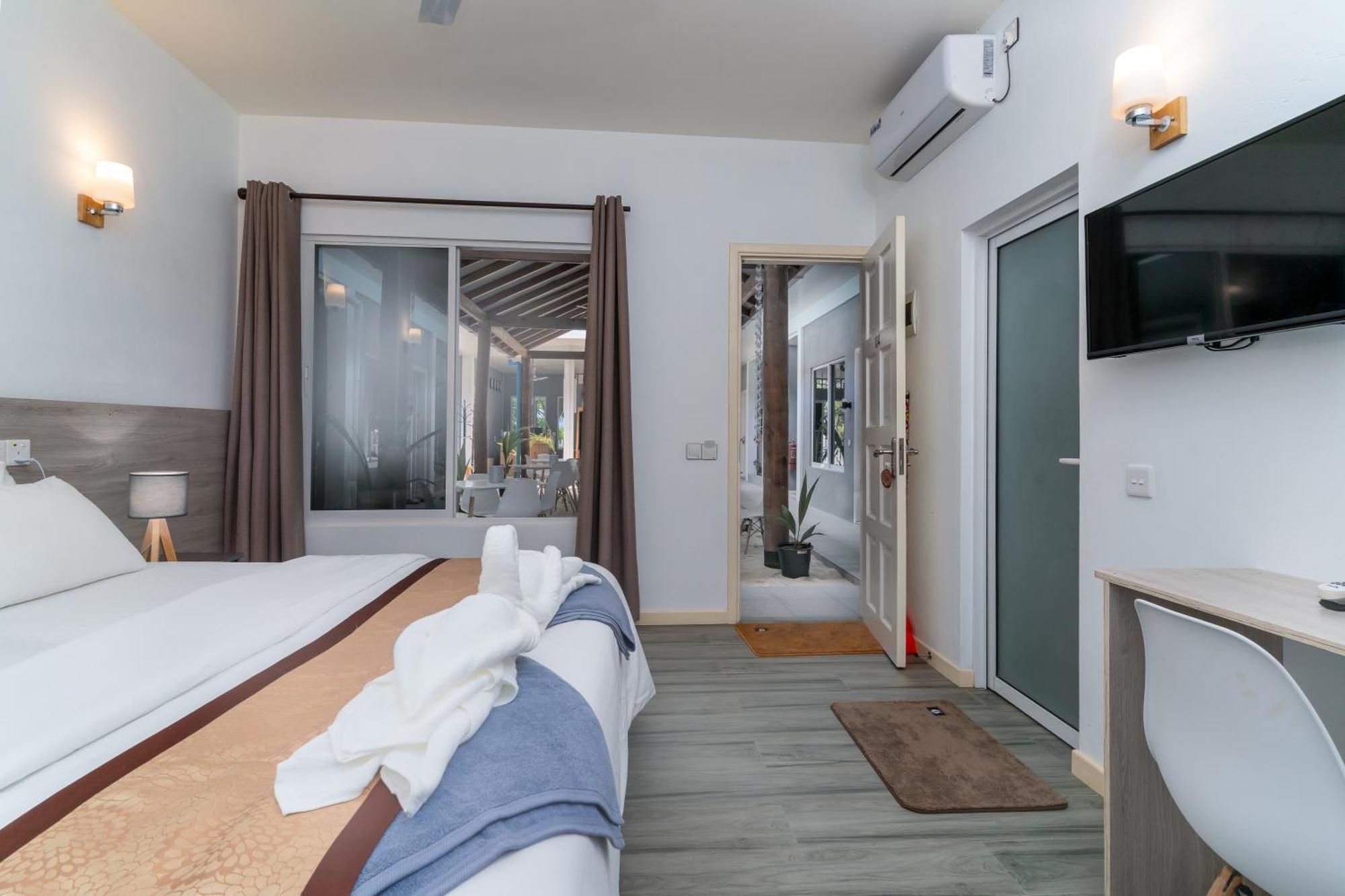 Casaparadiso - Beach View Ukulhas Island Ngoại thất bức ảnh