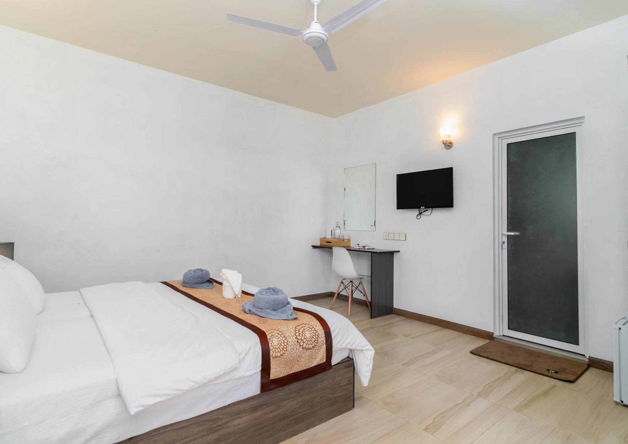Casaparadiso - Beach View Ukulhas Island Ngoại thất bức ảnh